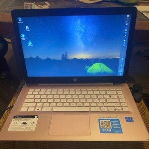 HP Stream 14 Laptop